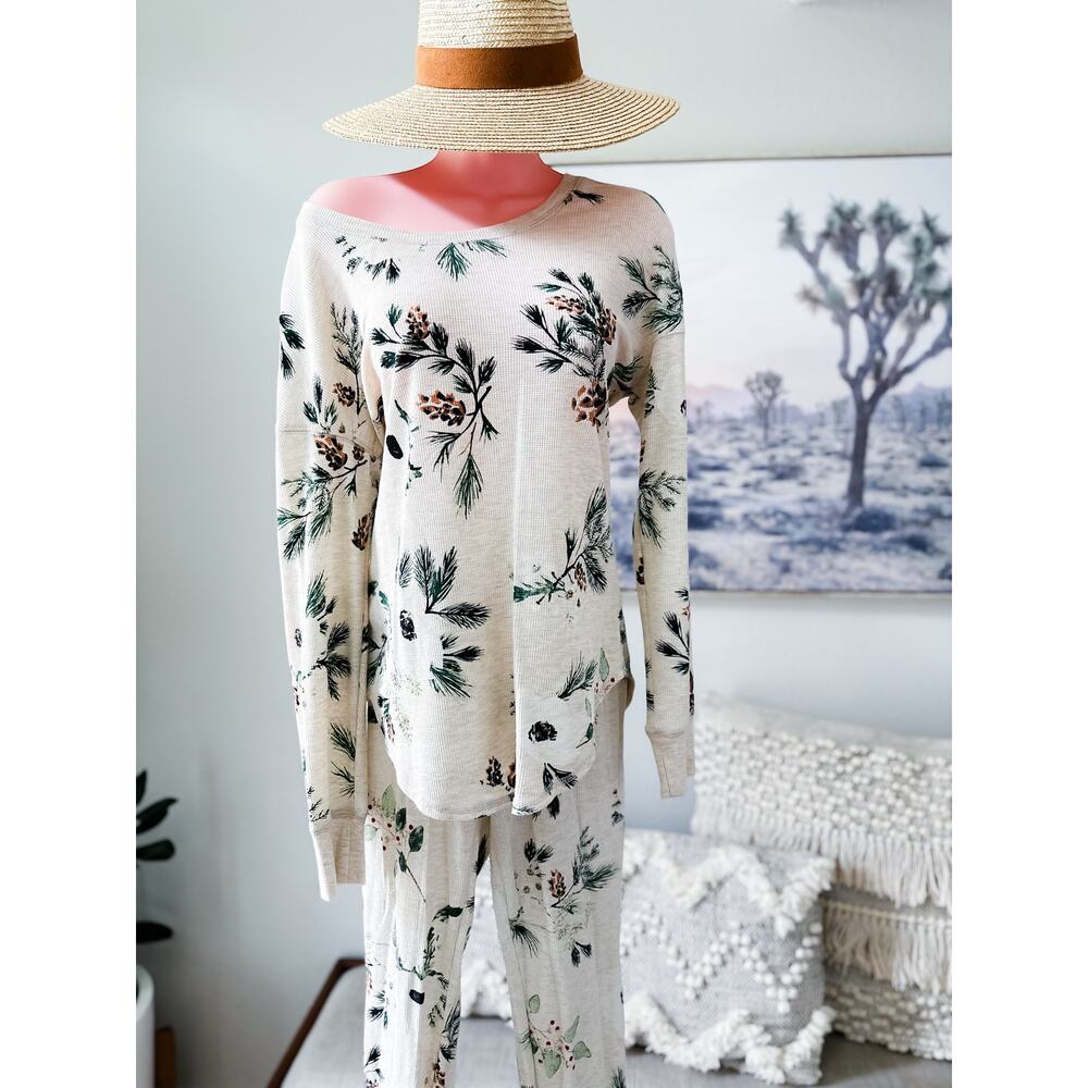 Amongst the Evergreen Trees dreamy soft waffle thermal 2pc jogger pajama set - Picture 2 of 6